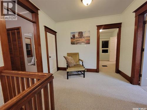 560 4Th Avenue E, Unity, SK - Indoor Photo Showing Other Room