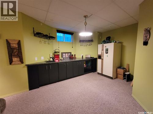 560 4Th Avenue E, Unity, SK - Indoor Photo Showing Other Room