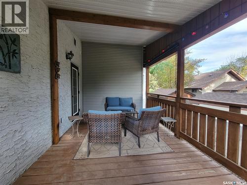 560 4Th Avenue E, Unity, SK - Outdoor With Deck Patio Veranda With Exterior