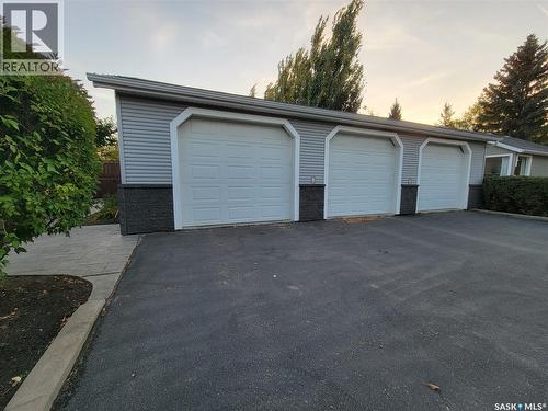 560 4Th Avenue E, Unity, SK - Outdoor