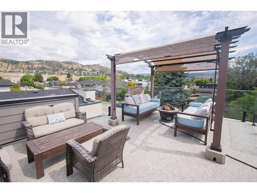 1292 Ethel Street, Kelowna, BC - Outdoor With Deck Patio Veranda