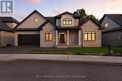 4 - 242 MOUNT PLEASANT STREET  Brantford, ON N3T 1V1