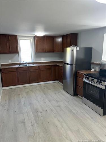 15 Corbett Ave, Fredericton, NB 