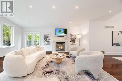 1063 Greenoaks Drive, Mississauga, ON - Indoor Photo Showing Living Room With Fireplace