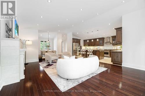 1063 Greenoaks Drive, Mississauga, ON - Indoor