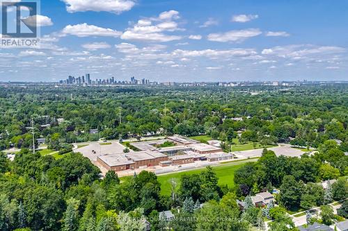 1063 Greenoaks Drive, Mississauga, ON - Outdoor With View