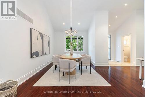 1063 Greenoaks Drive, Mississauga, ON - Indoor Photo Showing Dining Room