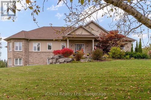 16 HIGHLAND ROAD  Minto, ON N0G 1M0