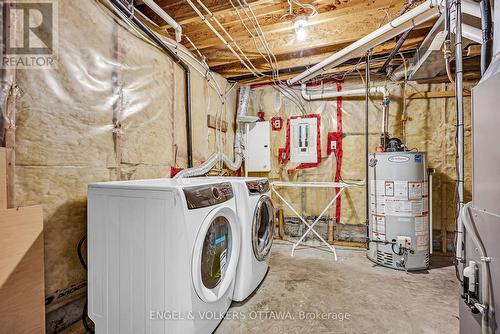 793 Valin Street, Ottawa, ON - Indoor Photo Showing Laundry Room