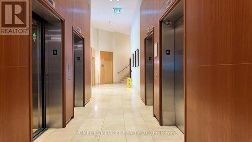 2803 - 220 Burnhamthorpe Road W, Mississauga, ON - Indoor Photo Showing Other Room