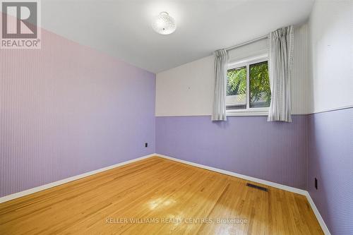 112 Eden Court, Newmarket, ON - Indoor Photo Showing Other Room