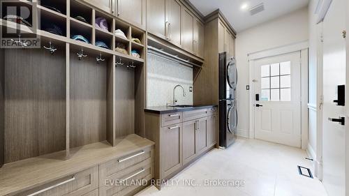 1109 Secretariate Road, Newmarket, ON - Indoor