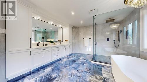 1109 Secretariate Road, Newmarket, ON - Indoor Photo Showing Bathroom