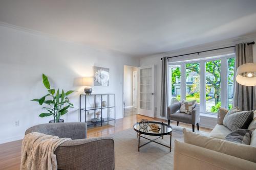 Living room - 427  - 431 Rue François-V.-Malhiot, Boucherville, QC - Indoor Photo Showing Living Room