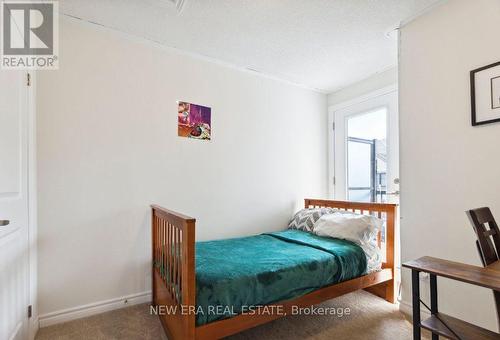 778 Kootenay Path, Oshawa, ON - Indoor Photo Showing Bedroom