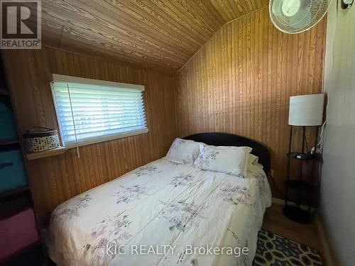 22  #15 Lake Road, Trent Hills, ON - Indoor Photo Showing Bedroom