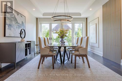 26 - 10 Maple Grove Drive, Oakville (Mo Morrison), ON - Indoor Photo Showing Dining Room