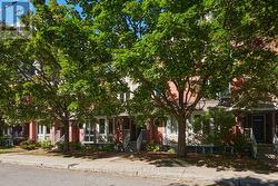 299 NEPEAN STREET  Ottawa, ON K1R 5G2