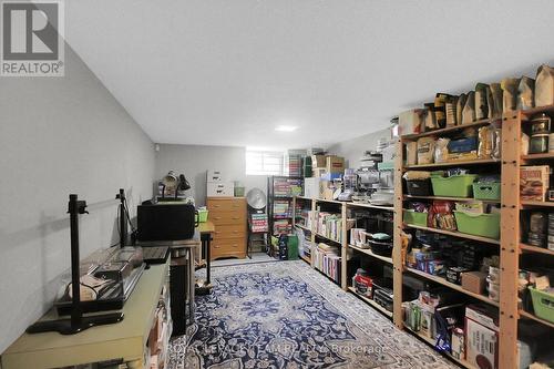 96 Prince Albert Street, Ottawa, ON - Indoor