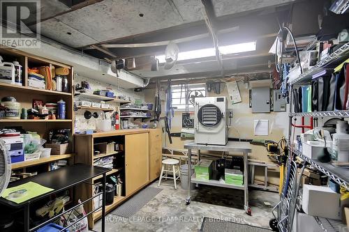 96 Prince Albert Street, Ottawa, ON - Indoor