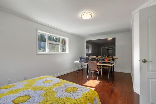 1065 Bx Road, Vernon, BC - Indoor