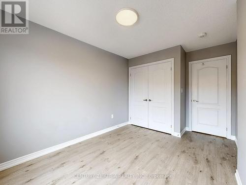 8 Moonseed Lane, Richmond Hill, ON - Indoor Photo Showing Other Room