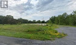 210 SAUNDERS DRIVE  Cornwall, ON K6H 5R6