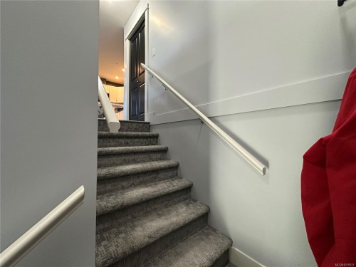 3-6183 Nitinat Way, Nanaimo, BC 