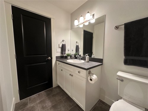 3-6183 Nitinat Way, Nanaimo, BC 