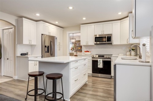 5939 Oliver Rd, Nanaimo, BC 