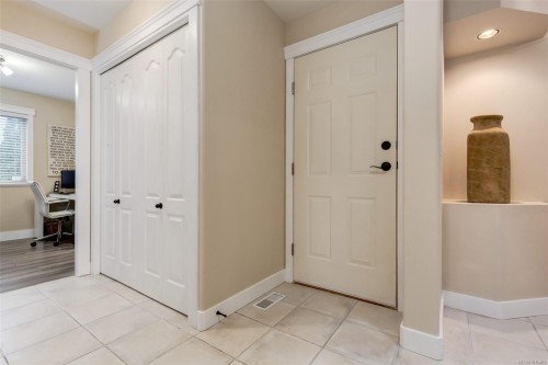 5939 Oliver Rd, Nanaimo, BC 