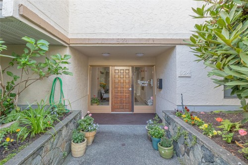 401-924 Cook St, Victoria, BC - Outdoor