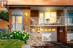 33 TOLTON DRIVE  Brampton, ON L6V 2P9