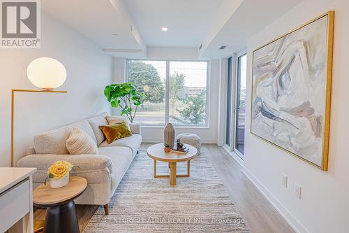 217 - 1100 Sheppard Avenue W, Toronto, ON - Indoor Photo Showing Living Room