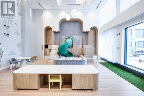 217 - 1100 Sheppard Avenue W, Toronto, ON - Indoor