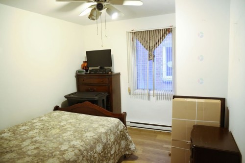 Bedroom - 4335  - 4337 Rue Forest, Montréal (Montréal-Nord), QC - Indoor Photo Showing Bedroom