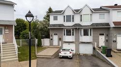 10056 Rue Sylvain-Garneau  Montréal (Rivière-Des-Prairies/Pointe-Aux-Trembles), QC H1C 2G3