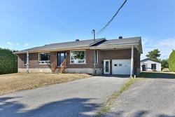 130 74e Avenue  Saint-Paul-De-L'Île-Aux-Noix, QC J0J 1G0