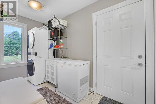 2457 Burnstown Road, Mcnab/Braeside, ON - Indoor Photo Showing Laundry Room