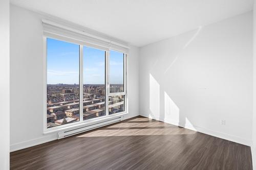 Bedroom - 404-2200 Rue Sauvé O., Montréal (Ahuntsic-Cartierville), QC - Indoor Photo Showing Other Room
