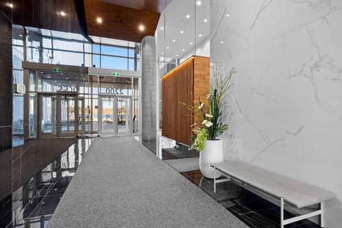 Hall - 1503-2200 Rue Sauvé O., Montréal (Ahuntsic-Cartierville), QC - Indoor Photo Showing Other Room