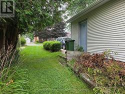 Side yard acc - 