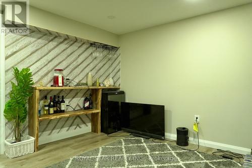 27 Matlock Avenue, Mississauga, ON - Indoor