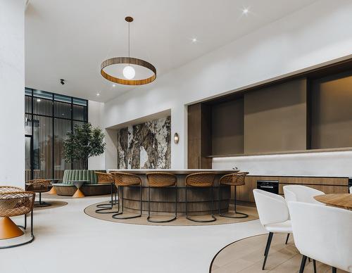 Overall view - 911-1900 Rue Yvette-Brillon, Montréal (Ahuntsic-Cartierville), QC - Indoor Photo Showing Other Room