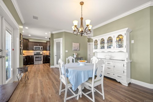 726 Cameleon Dr, Campbell River, BC 