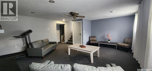 613 Peters Avenue, Oxbow, SK - Indoor