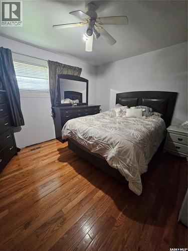 406 First Avenue E, Lampman, SK - Indoor Photo Showing Bedroom