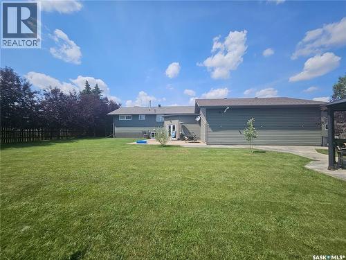 406 First Avenue E, Lampman, SK - Outdoor