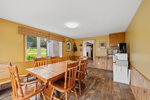 Salle à manger - 9065  - 9067 Ch. Ladouceur, Sainte-Agathe-Des-Monts, QC 