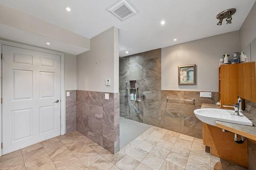 Salle de bains - 9065  - 9067 Ch. Ladouceur, Sainte-Agathe-Des-Monts, QC 